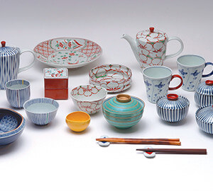 Céramique artisanale et classe de peinture sur vaisselle de Hasami