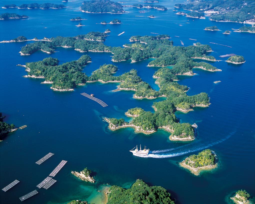 Kujuku-Shima （Ninety-Nine Islands）