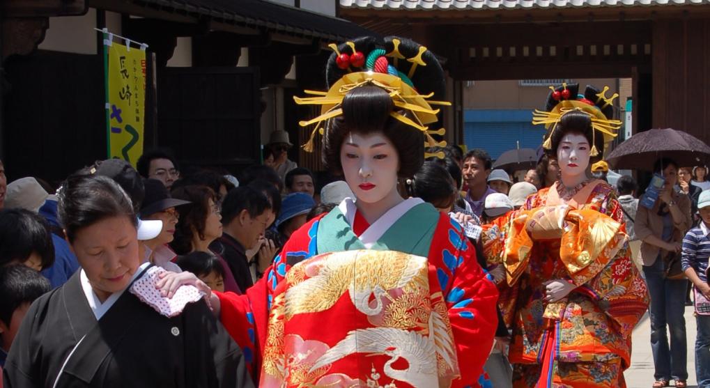 Maruyama Hana Festival (Maruyama Women's Festival)